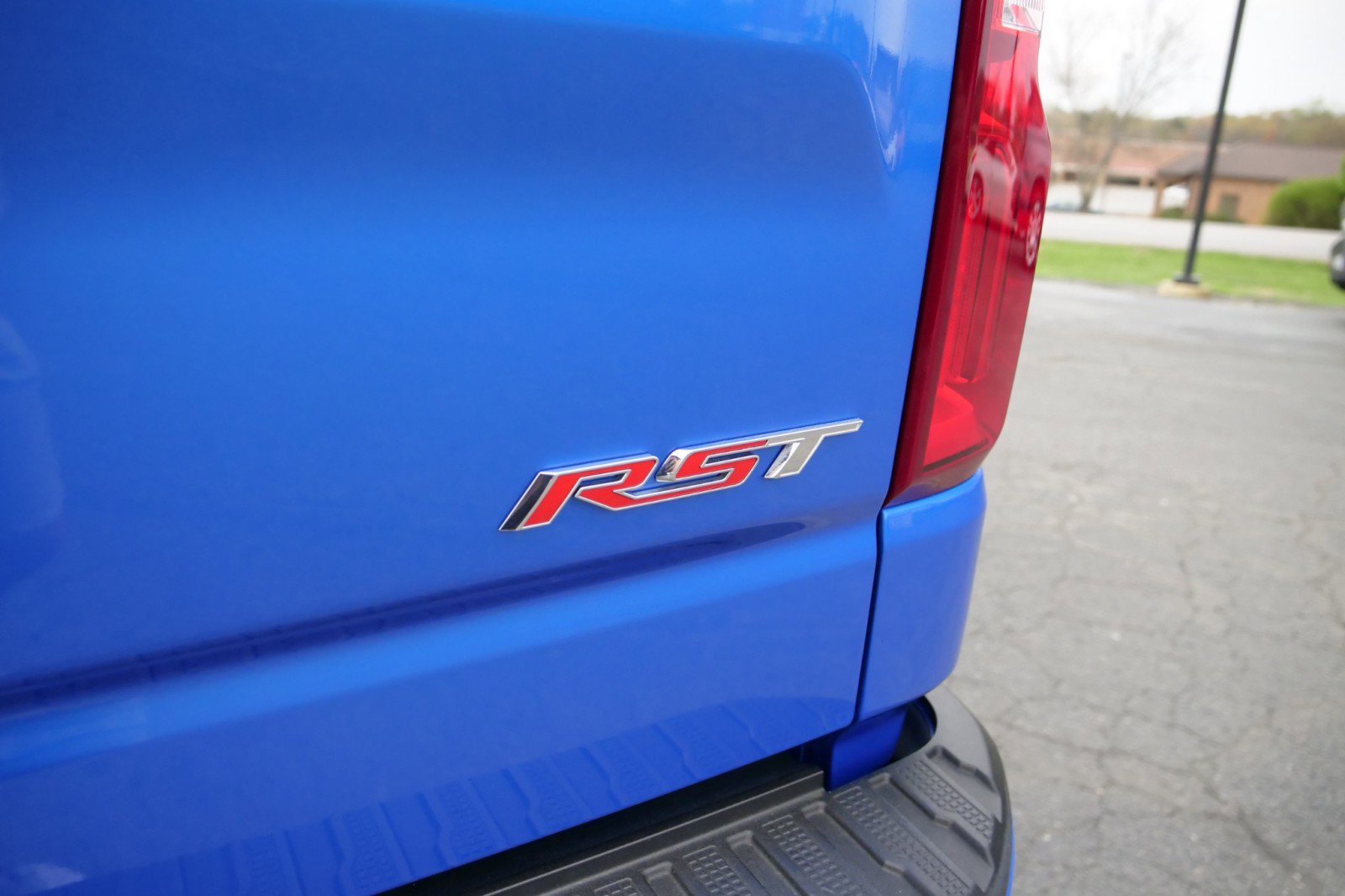 Used 2025 Chevrolet Silverado 1500 RST image 34