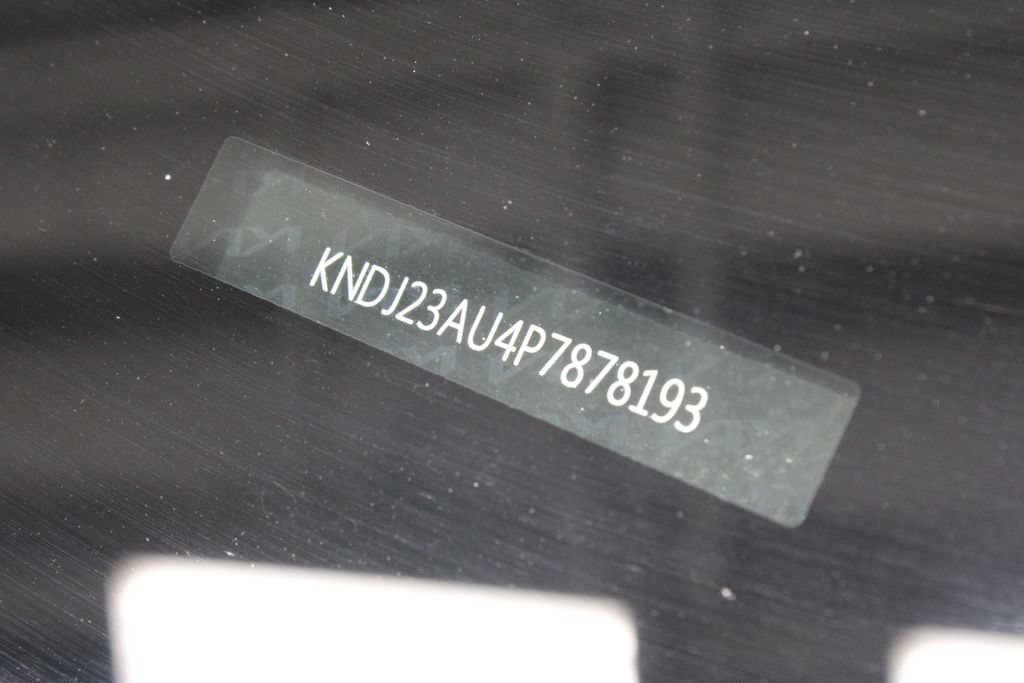 Used 2023 Kia Soul S FWD image 32