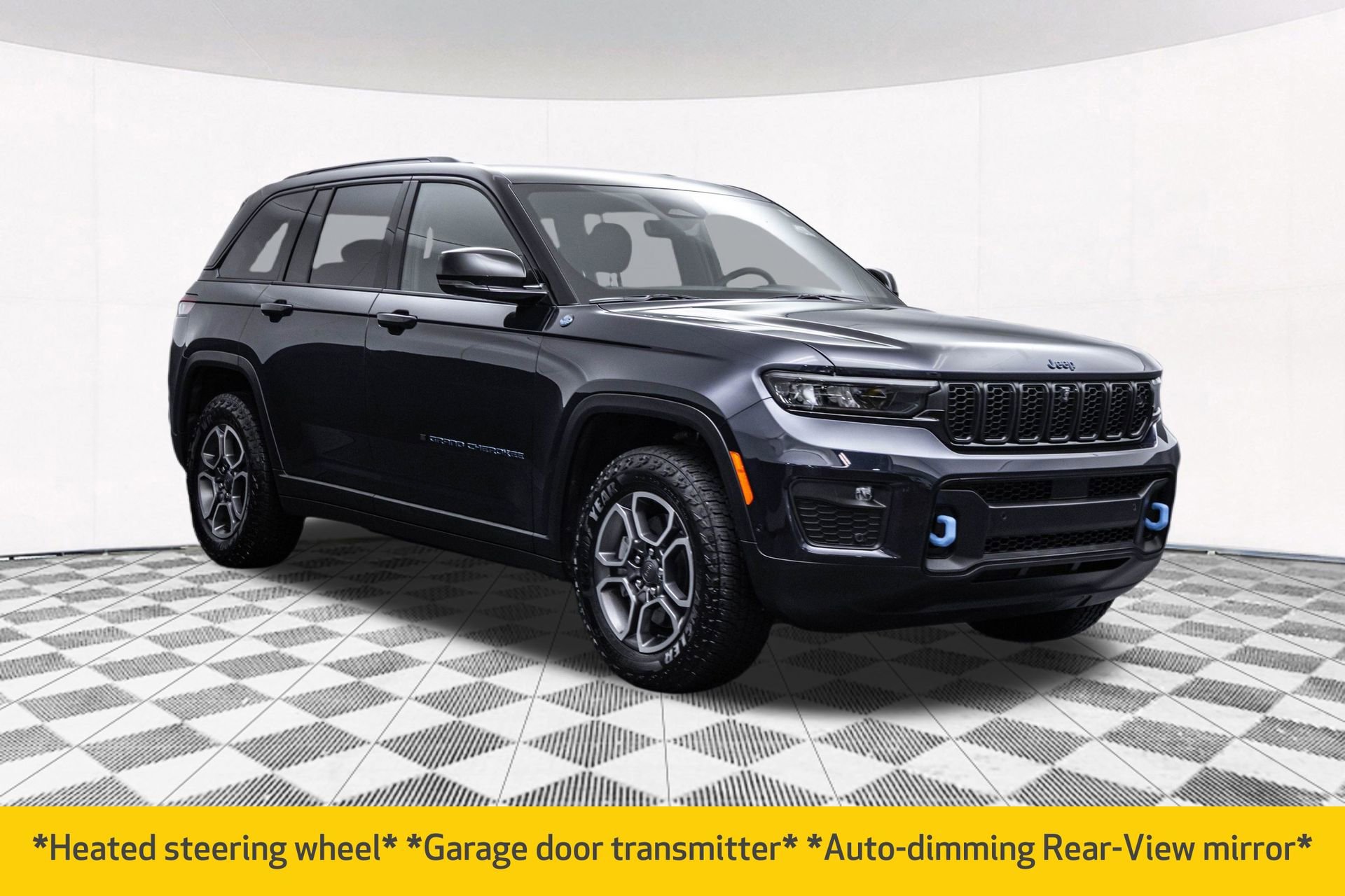 Used 2022 Jeep Grand Cherokee Trailhawk w/ Advanced Protech Group II image 16