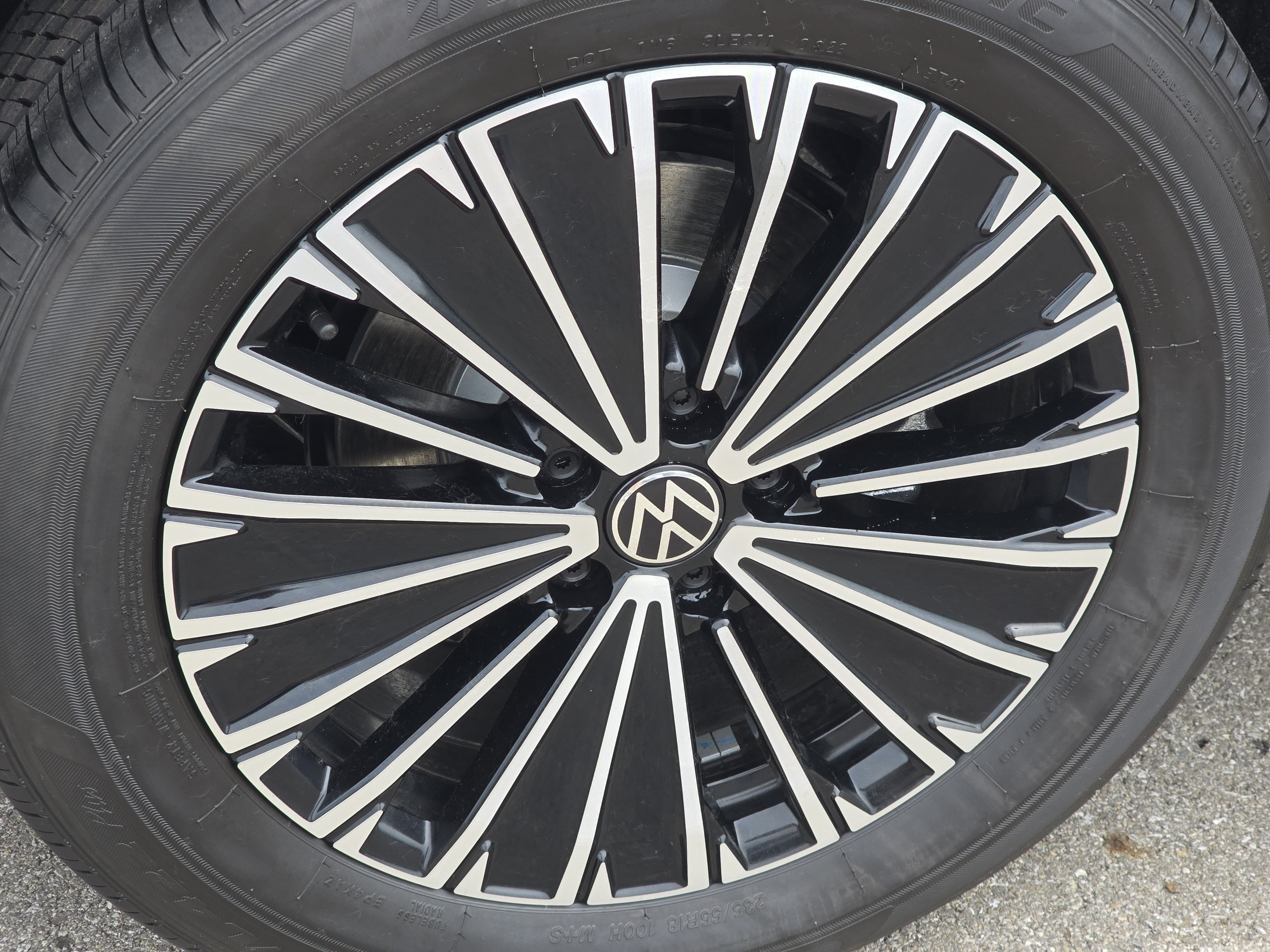 New 2026 Volkswagen Tiguan S AWD/4WD image 15