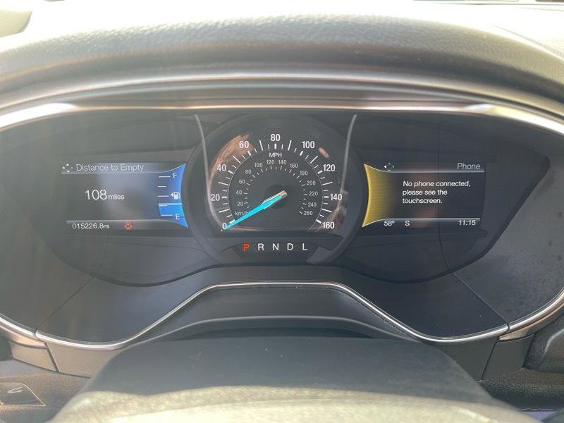 Used 2017 Ford Fusion SE w/ Equipment Group 201A image 28