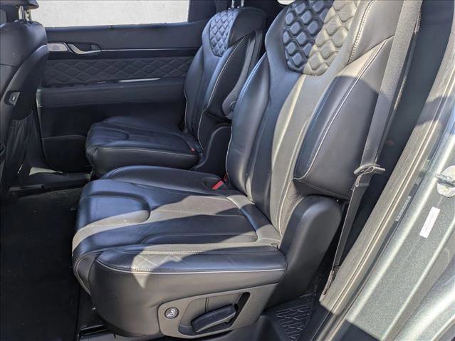 Used 2022 Hyundai Palisade Calligraphy image 14
