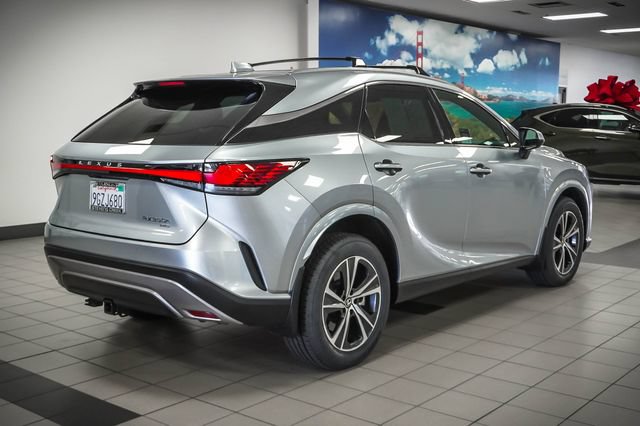 Certified 2023 Lexus RX 350h w/ Tow Prep Package AWD/4WD image 6