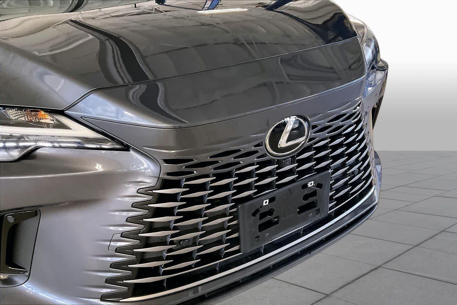 Used 2024 Lexus RX 350 Premium Plus w/ Accessory Package (Z1) FWD image 30