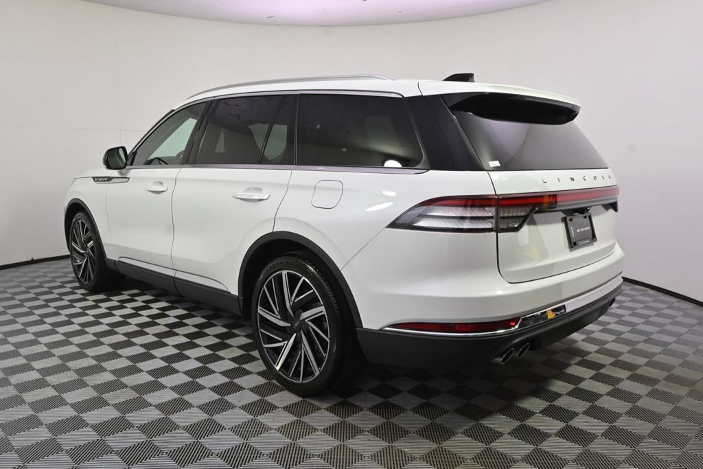 New 2026 Lincoln Aviator Reserve AWD/4WD image 3