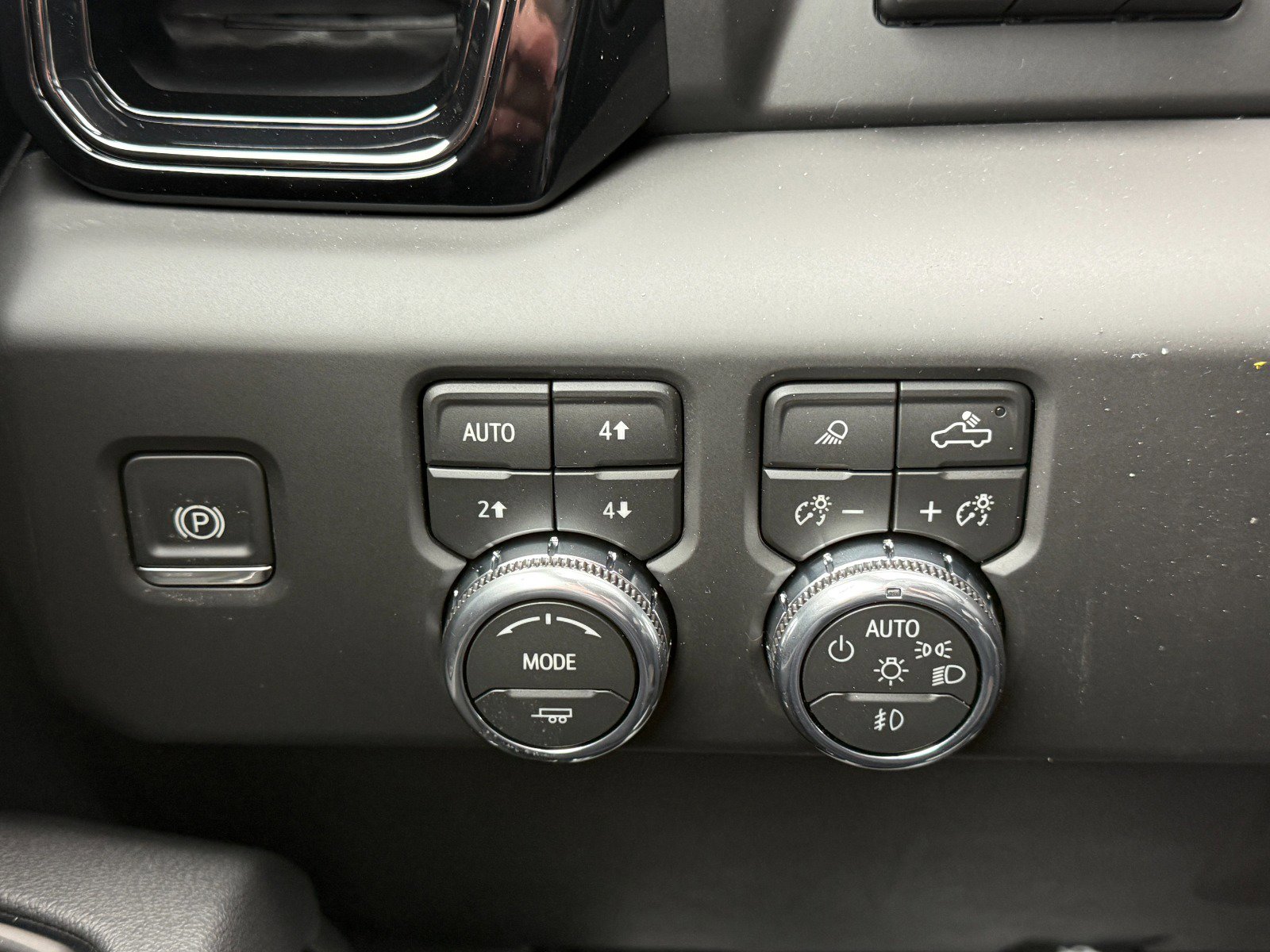 New 2026 GMC Sierra 1500 AT4 w/ AT4 Premium Package image 31