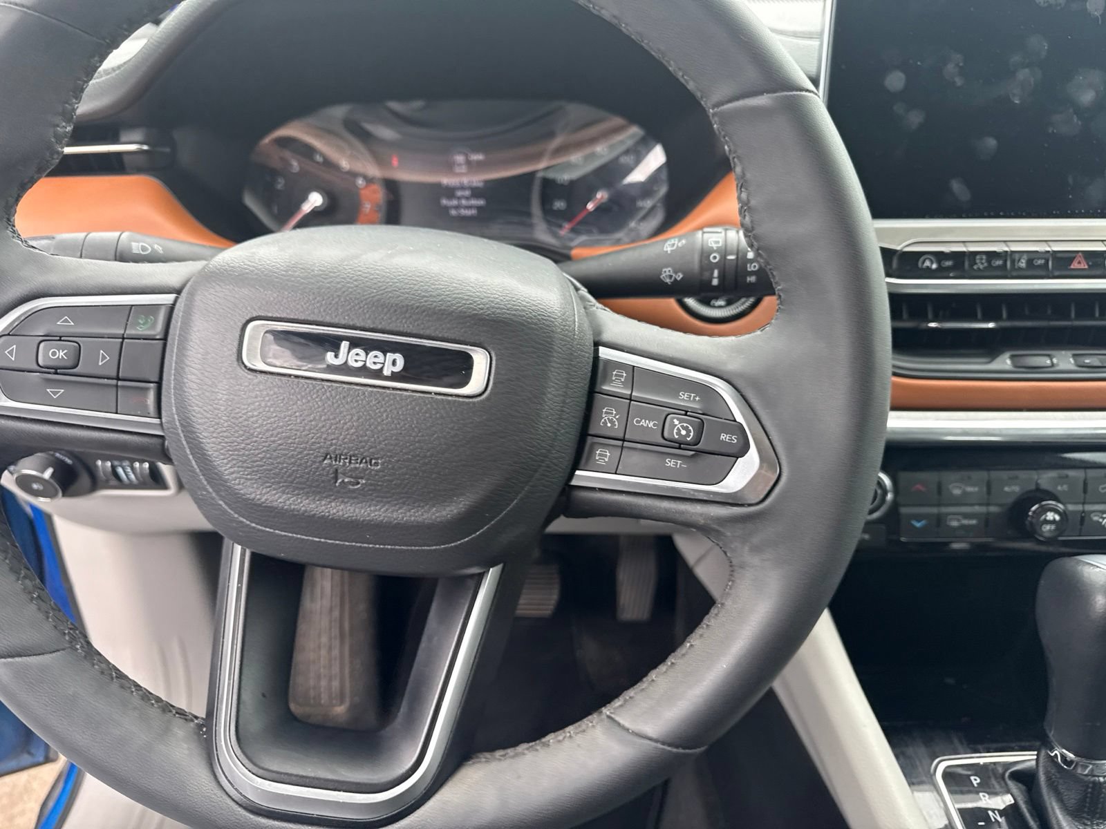 Used 2023 Jeep Compass Limited AWD/4WD image 11