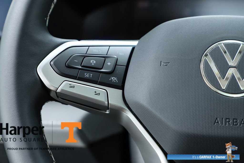 Used 2024 Volkswagen Taos SE image 21
