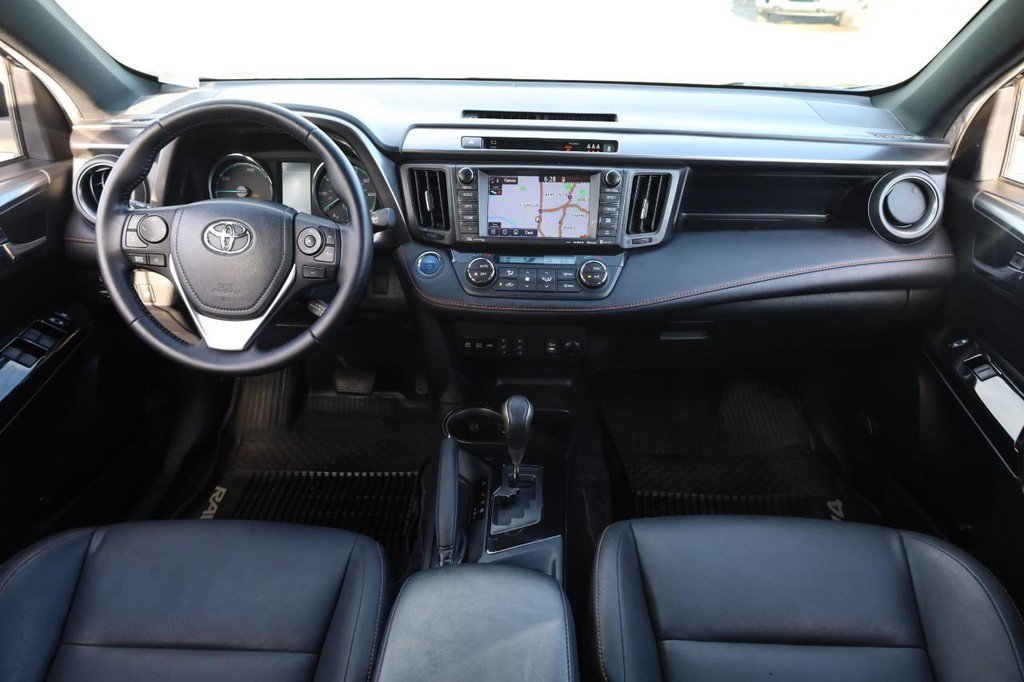 Used 2017 Toyota RAV4 SE w/ Advanced Technology Package AWD/4WD image 22