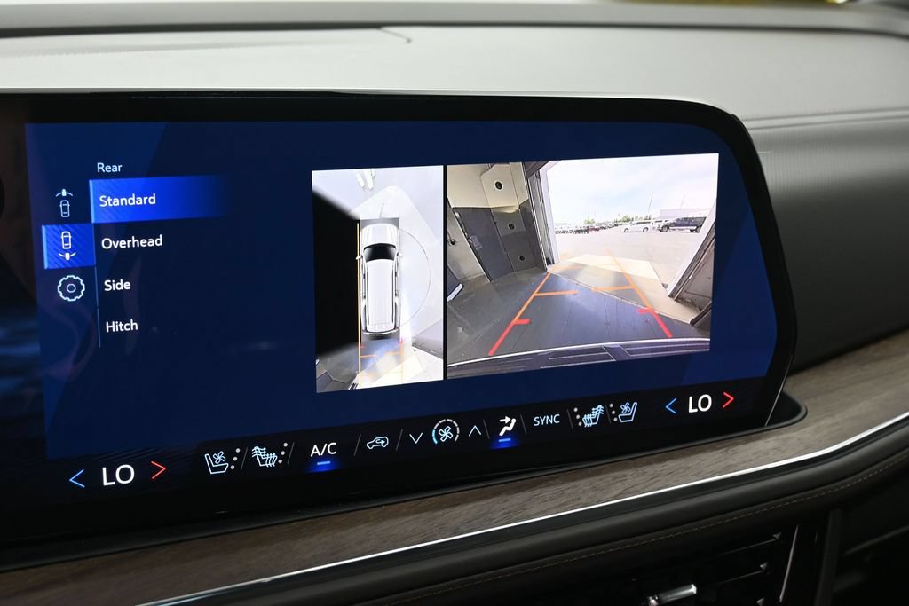 New 2026 Chevrolet Suburban High Country AWD/4WD image 29