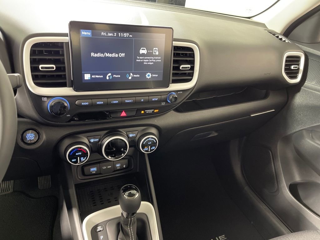 New 2026 Hyundai Venue SEL FWD image 16