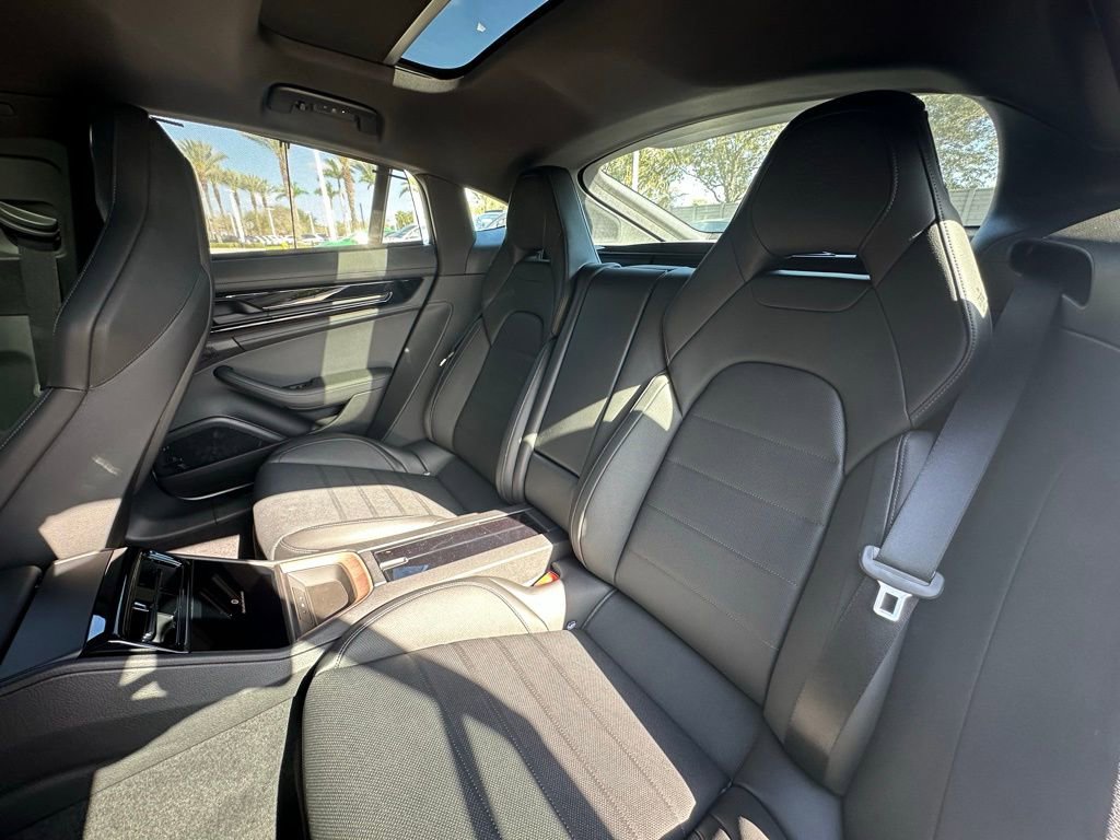 Certified 2026 Porsche Panamera image 37