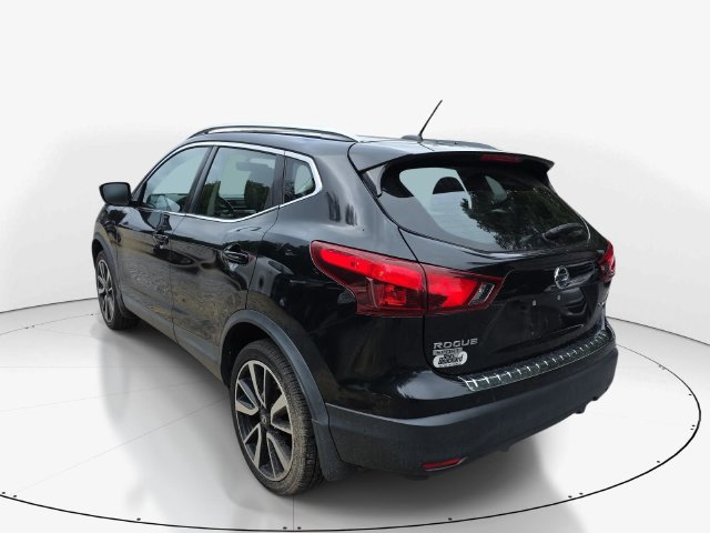 Used 2017 Nissan Rogue Sport SL AWD/4WD image 8