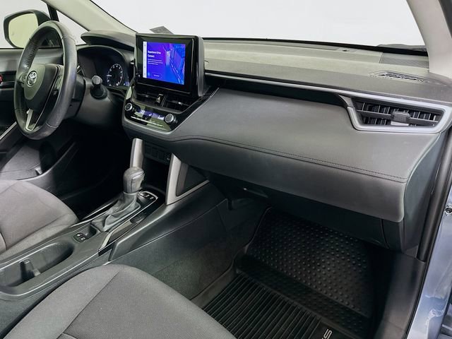 Certified 2023 Toyota Corolla Cross LE image 27