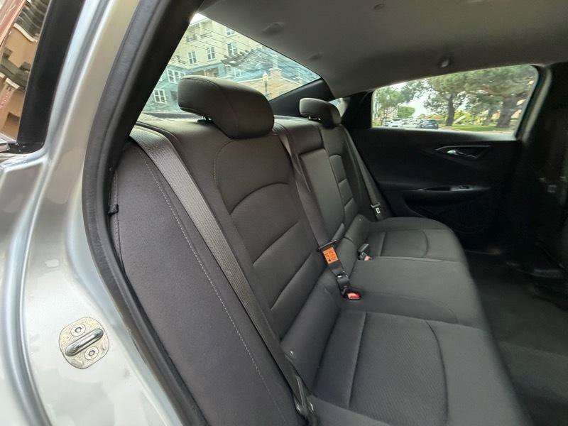 Used 2020 Chevrolet Malibu LT FWD image 35