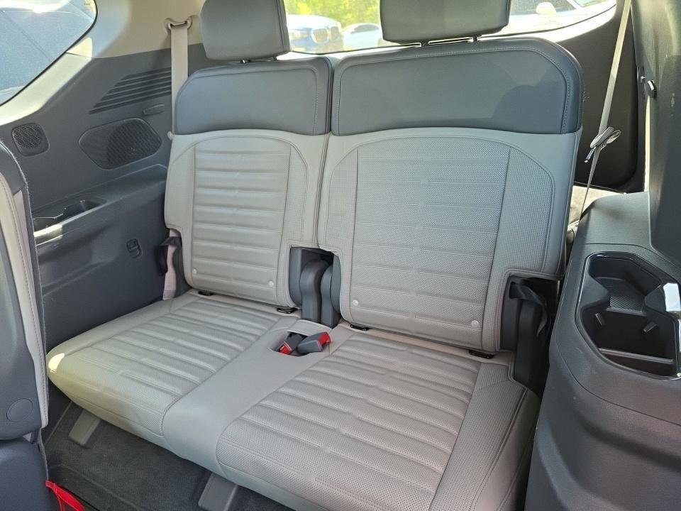 Certified 2024 Kia EV9 Land image 8