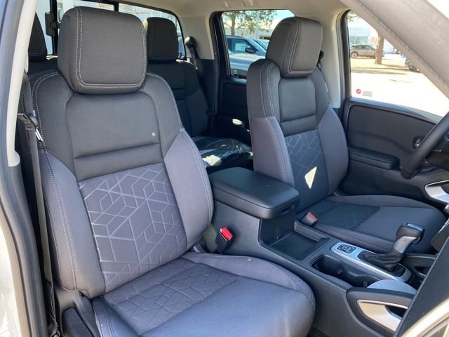 New 2026 Nissan Frontier SV image 9