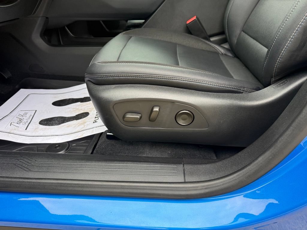 Used 2024 Chevrolet Equinox EV LT FWD image 27