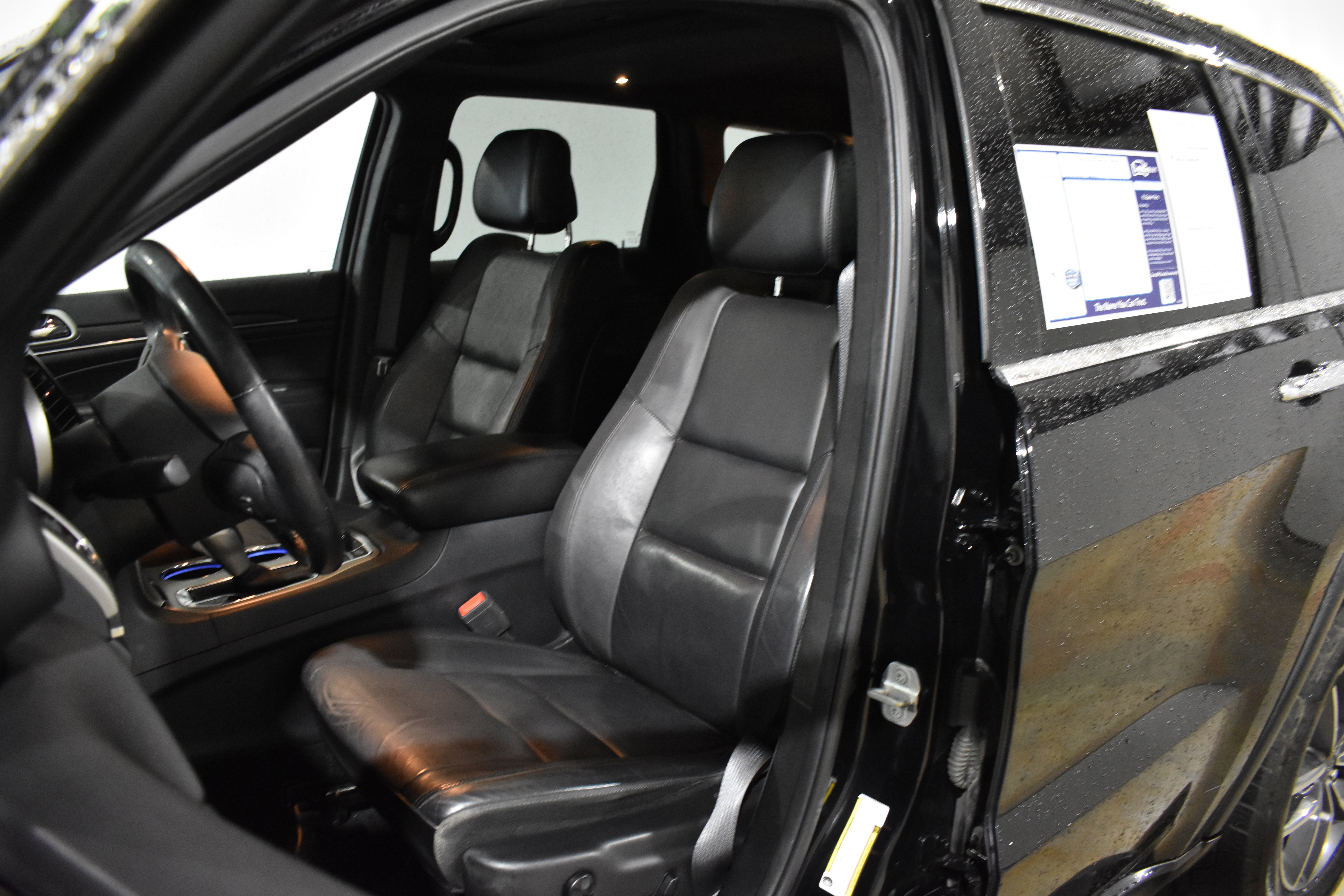 Used 2020 Jeep Grand Cherokee Limited w/ Trailer Tow Group IV image 15