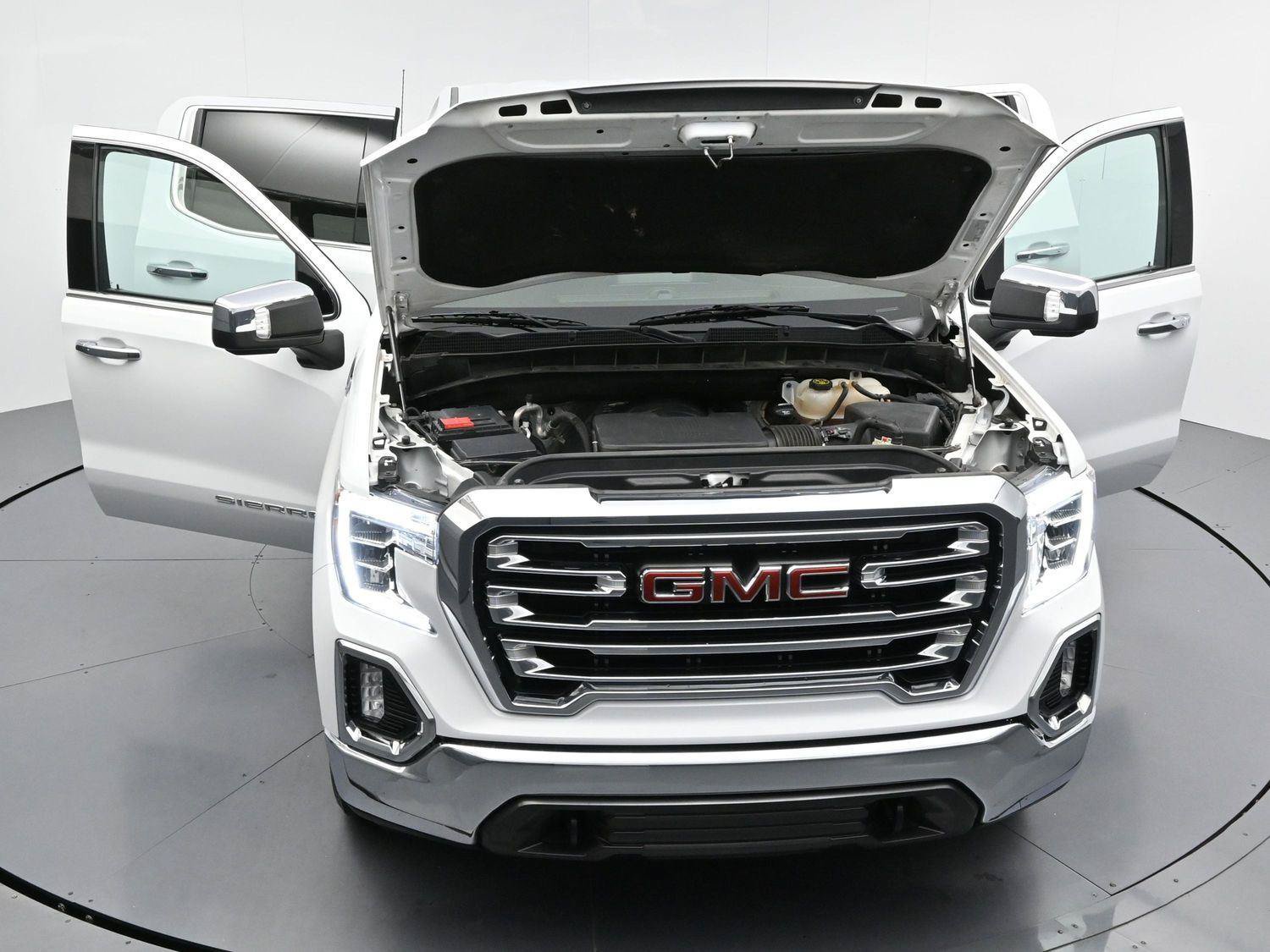 Used 2022 GMC Sierra 1500 SLT AWD/4WD image 42