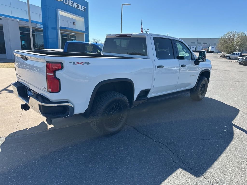 Used 2024 Chevrolet Silverado 2500 LTZ image 32