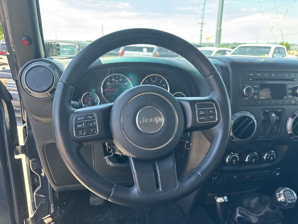 Used 2017 Jeep Wrangler Sport AWD/4WD image 12