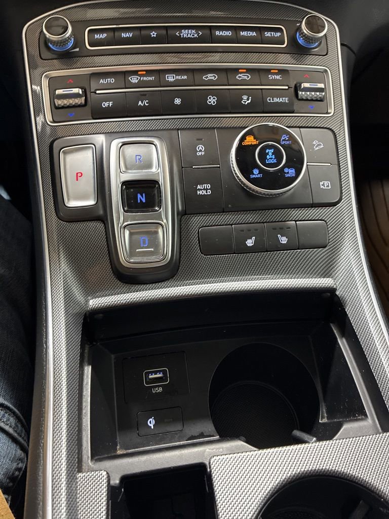 Used 2023 Hyundai Santa Fe SEL image 19