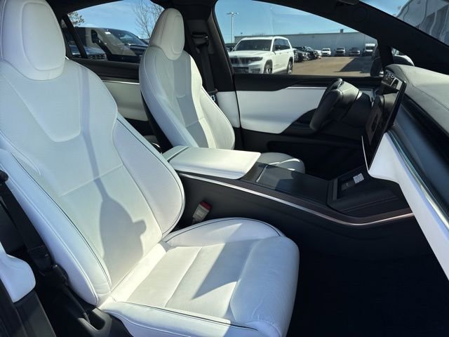 Used 2022 Tesla Model X Plaid image 28