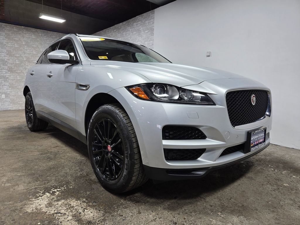 Used 2020 Jaguar F-PACE Prestige AWD/4WD image 4
