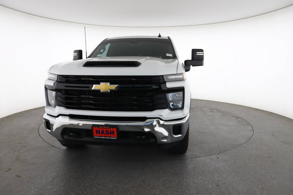 Used 2024 Chevrolet Silverado 3500 W/T w/ WT Safety Package AWD/4WD image 4