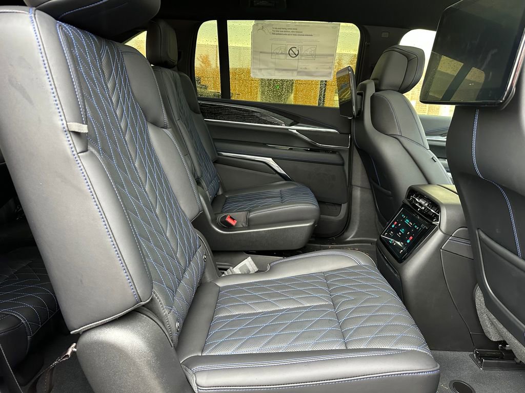 New 2026 Cadillac Escalade IQ Sport 1 image 12