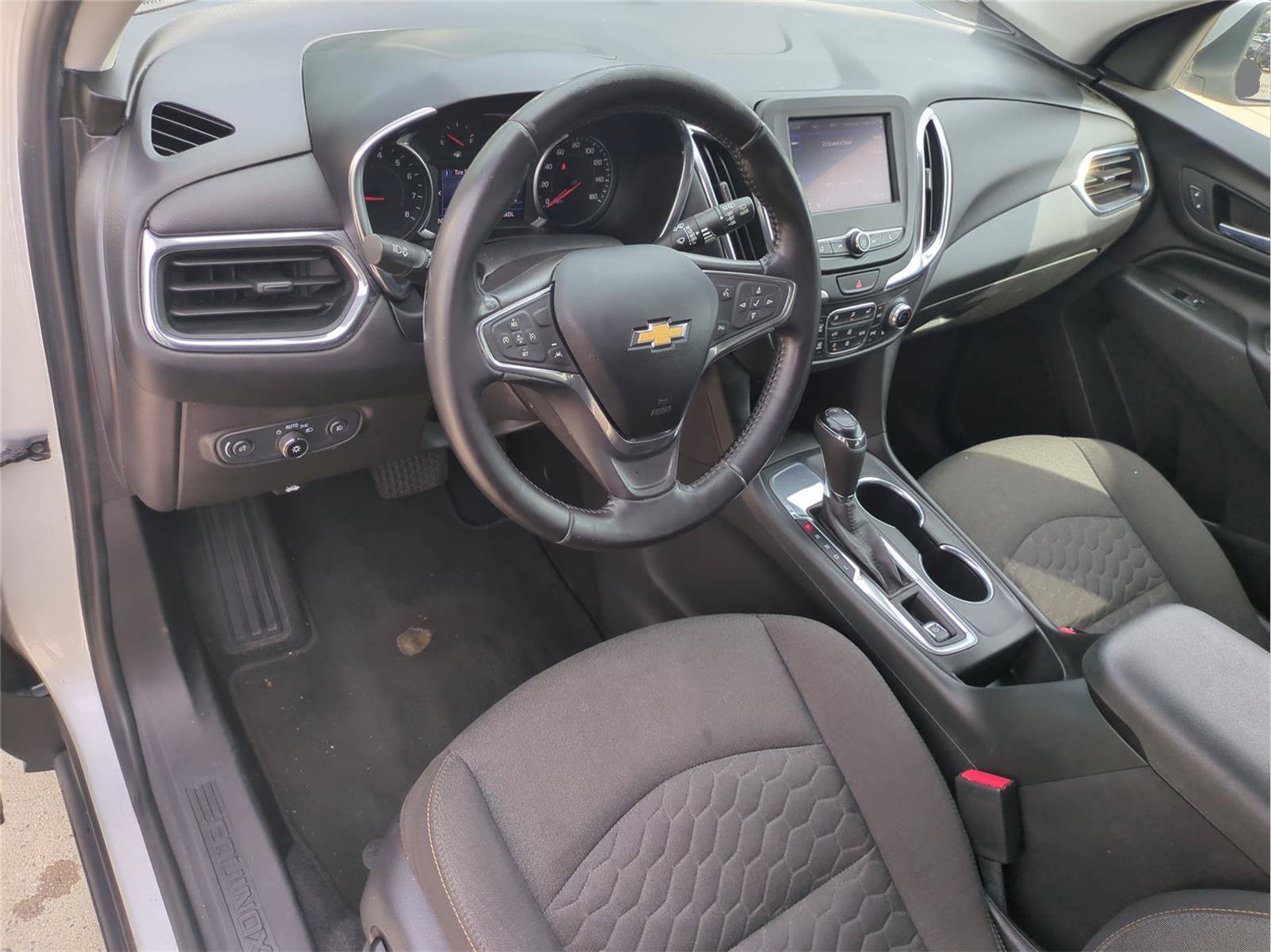 Used 2021 Chevrolet Equinox LT FWD image 5