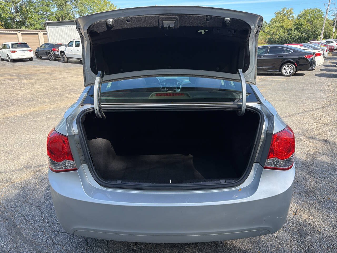 Used 2012 Chevrolet Cruze LS w/ Connectivity Package FWD image 22