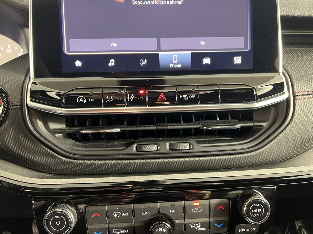 Used 2024 Jeep Compass Trailhawk image 18