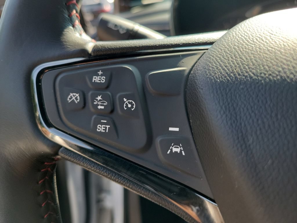 Used 2022 Chevrolet Equinox RS FWD image 27