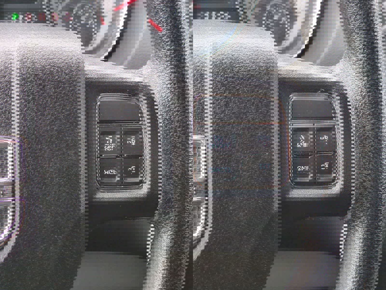 Used 2013 Dodge Grand Caravan SE image 24