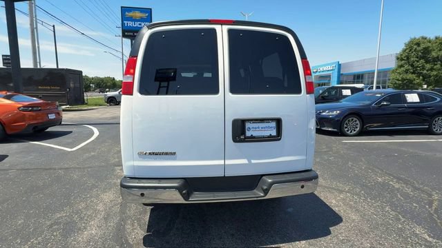 Used 2022 Chevrolet Express 2500 LT RWD image 7