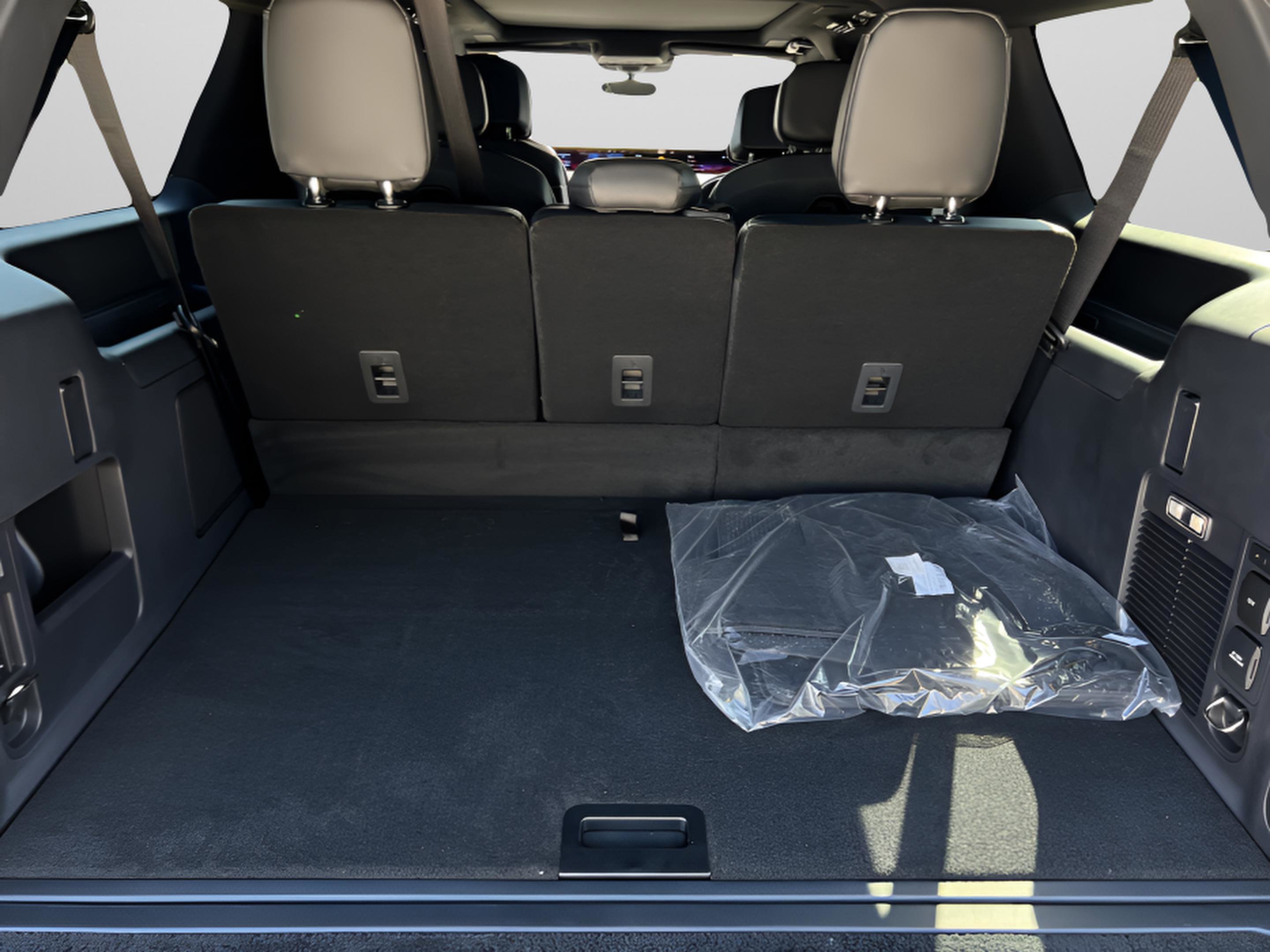 New 2025 Lincoln Navigator L Reserve w/ Jet Appearance Package image 27