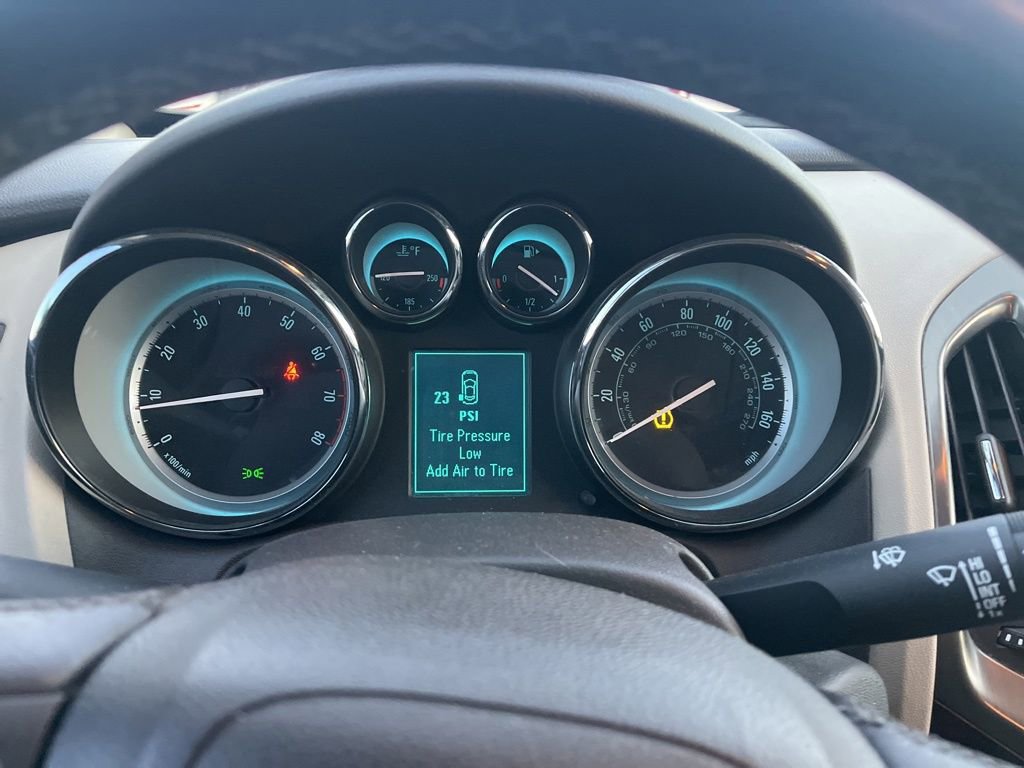 Used 2015 Buick Verano Leather image 8