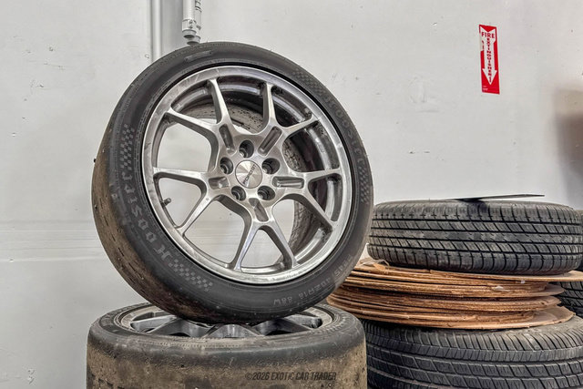 Used 2005 Ford GT RWD image 66