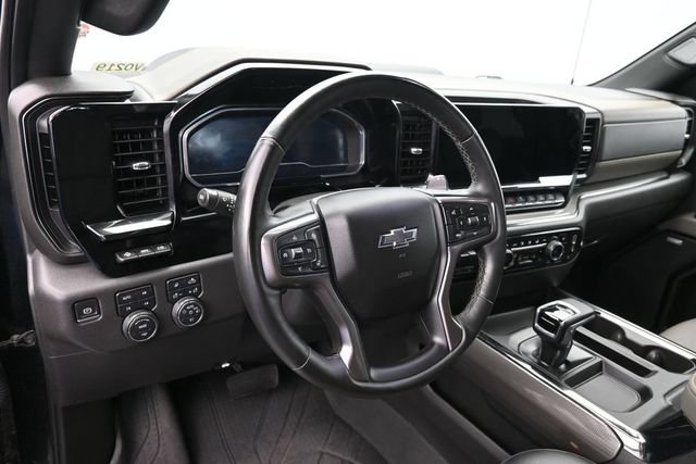 Used 2024 Chevrolet Silverado 1500 ZR2 w/ Technology Package AWD/4WD image 24
