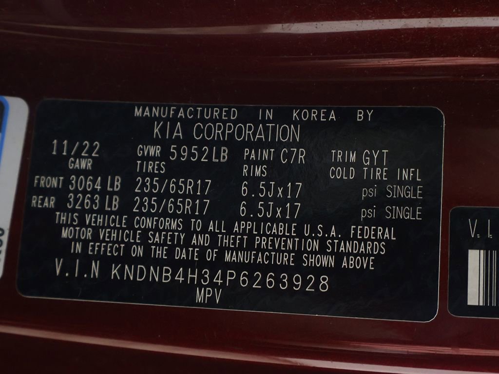 Used 2023 Kia Carnival LX image 54