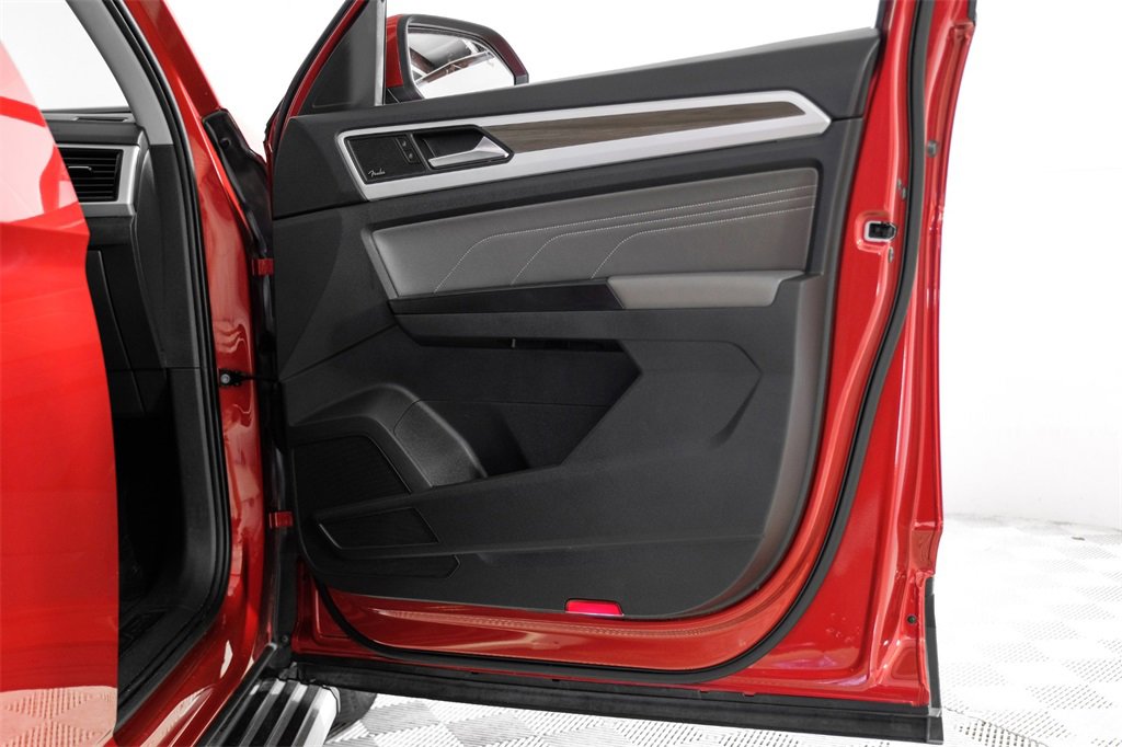 Used 2021 Volkswagen Atlas SEL Premium image 50