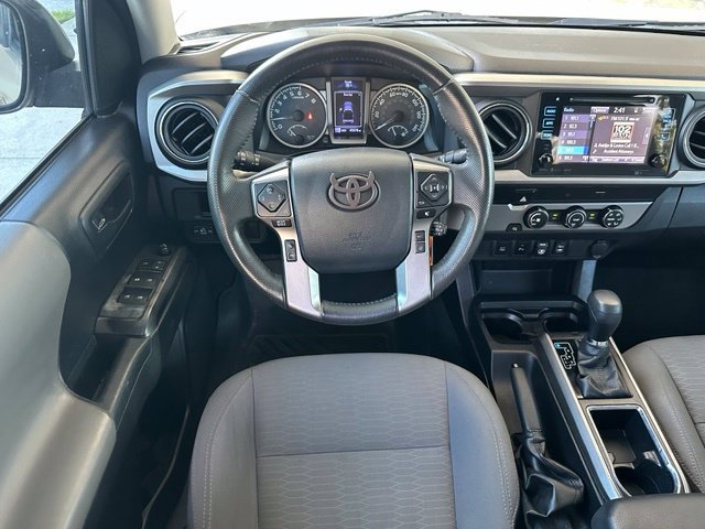 Used 2019 Toyota Tacoma SR5 RWD image 12