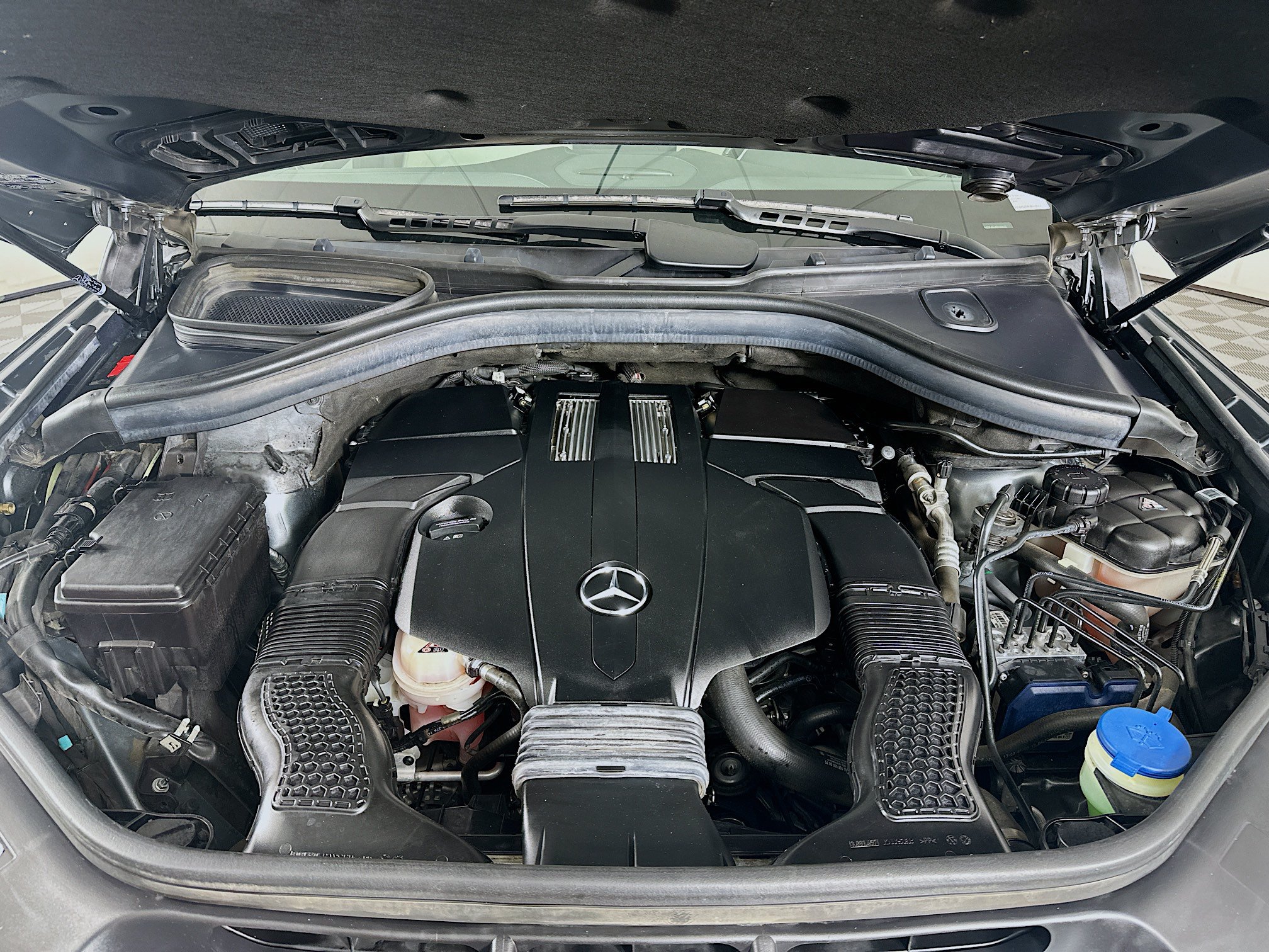 Used 2019 Mercedes-Benz GLS 450 4MATIC image 36