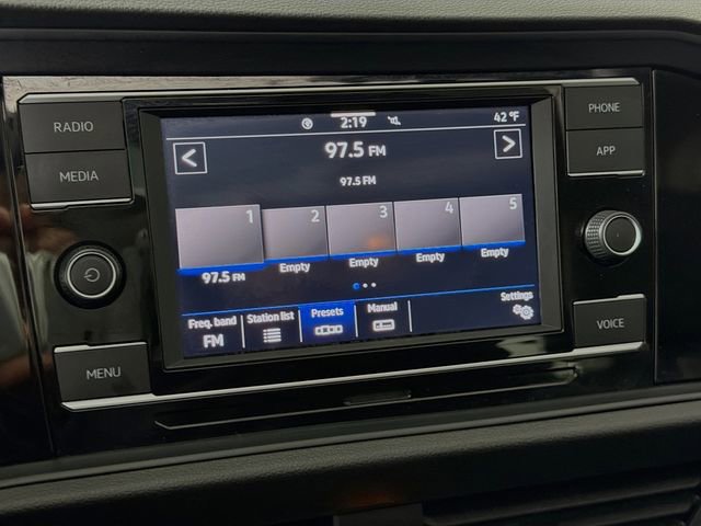 Used 2023 Volkswagen Jetta SE image 15