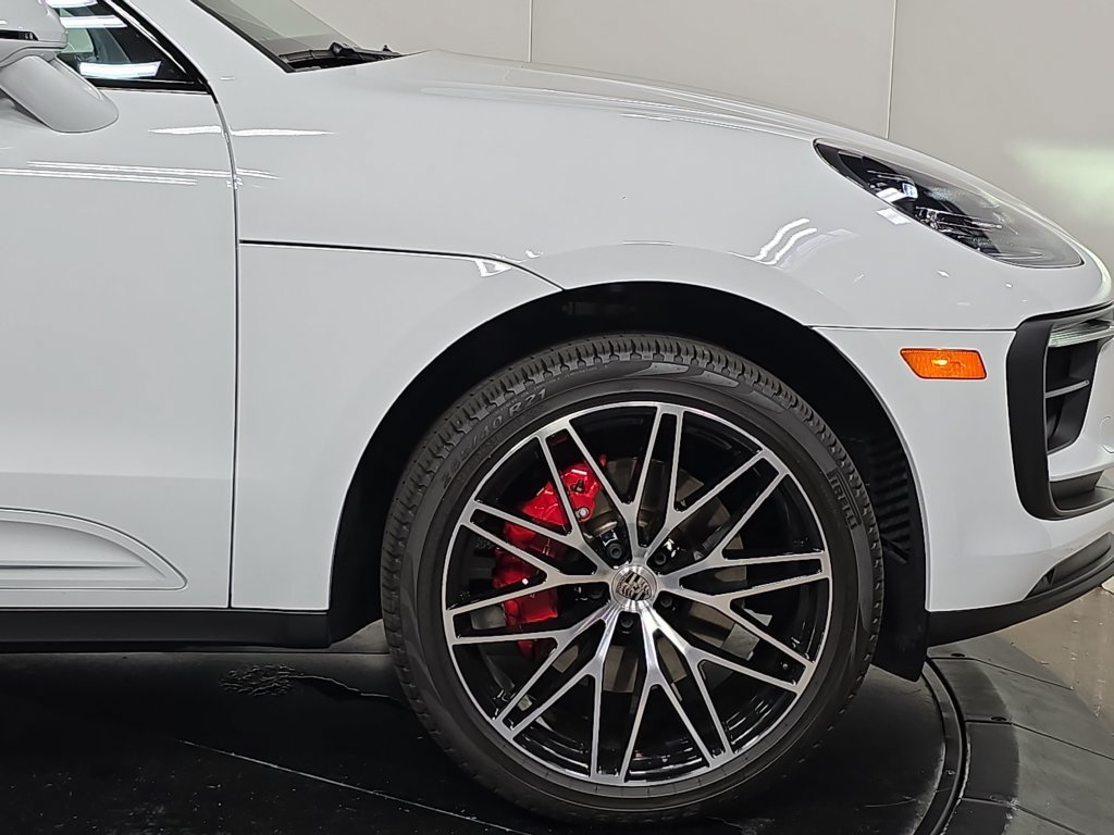 Certified 2026 Porsche Macan S AWD/4WD image 11