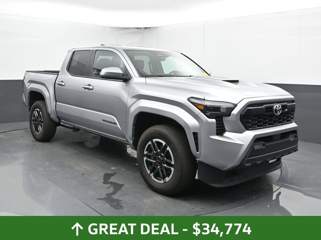 Used 2024 Toyota Tacoma TRD Sport RWD image 7
