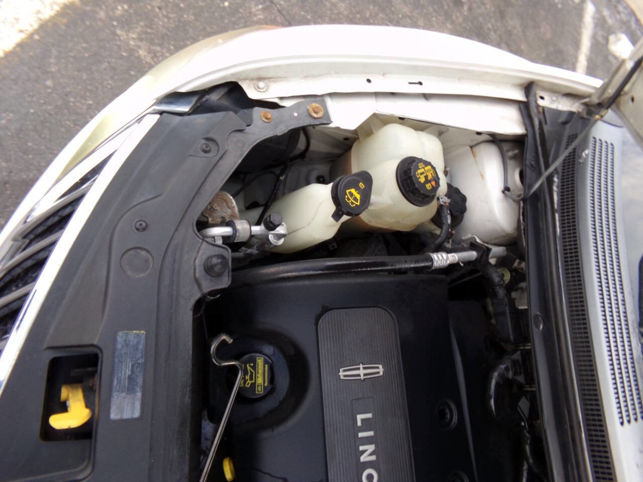 Used 2012 Lincoln MKX FWD image 48