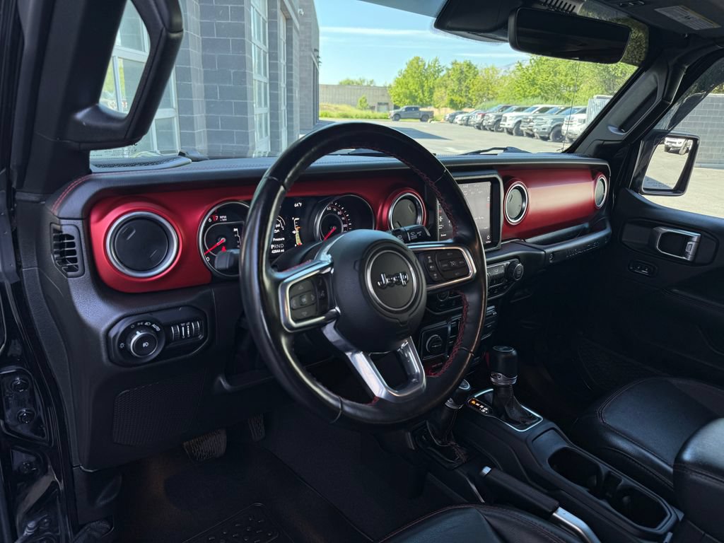 Used 2022 Jeep Wrangler Unlimited Rubicon w/ LED Lighting Group AWD/4WD image 23